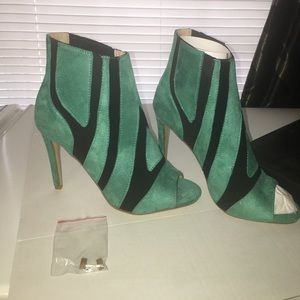 Jacobies Blue Teal High Heels